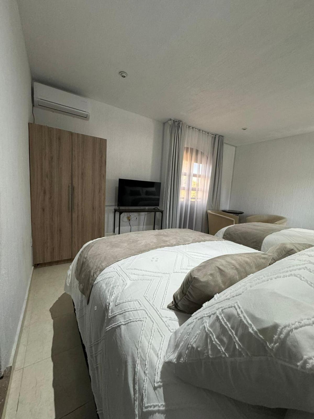 Suite Los Angeles Tecozautla Bagian luar foto