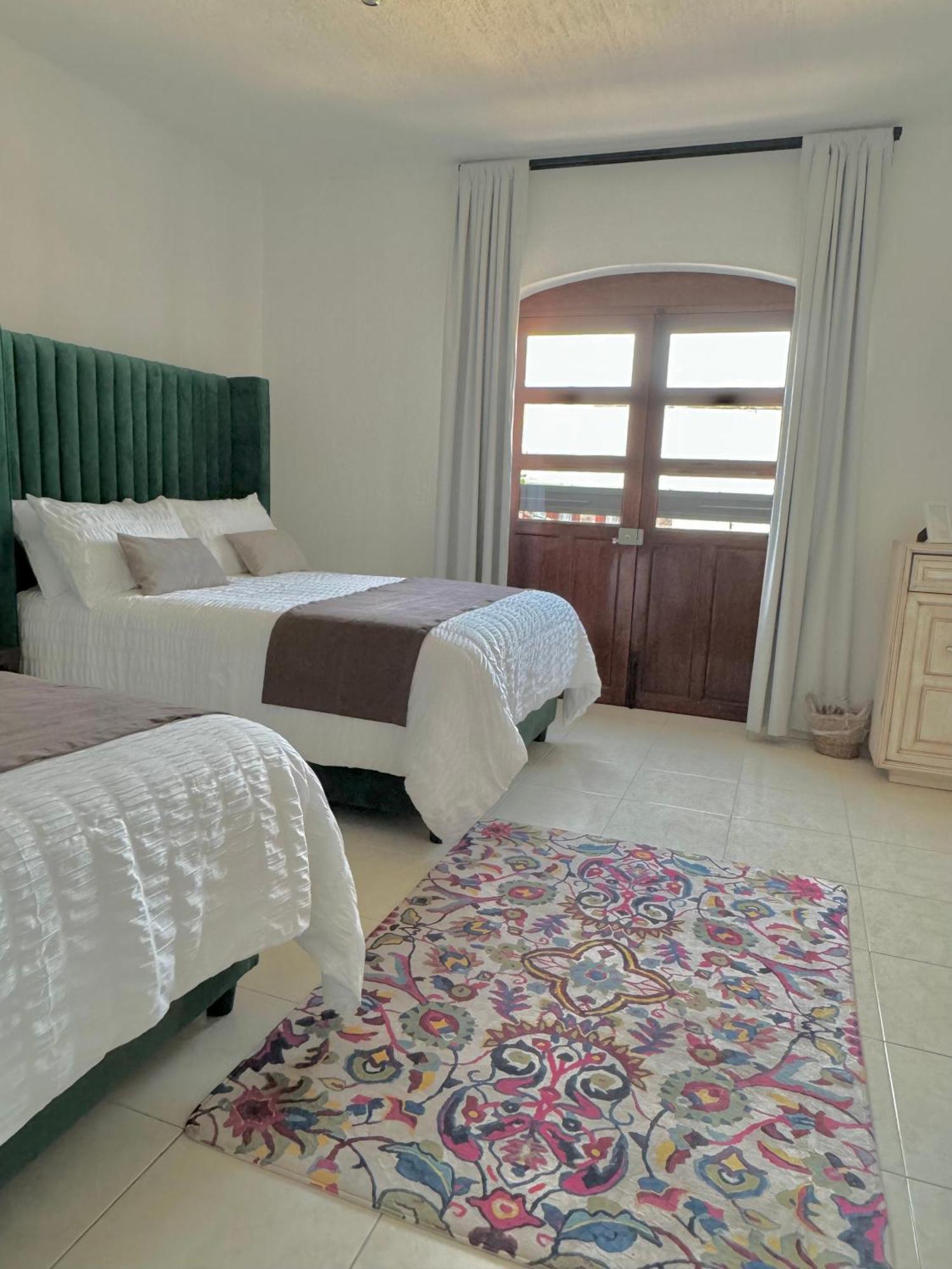 Suite Los Angeles Tecozautla Bagian luar foto