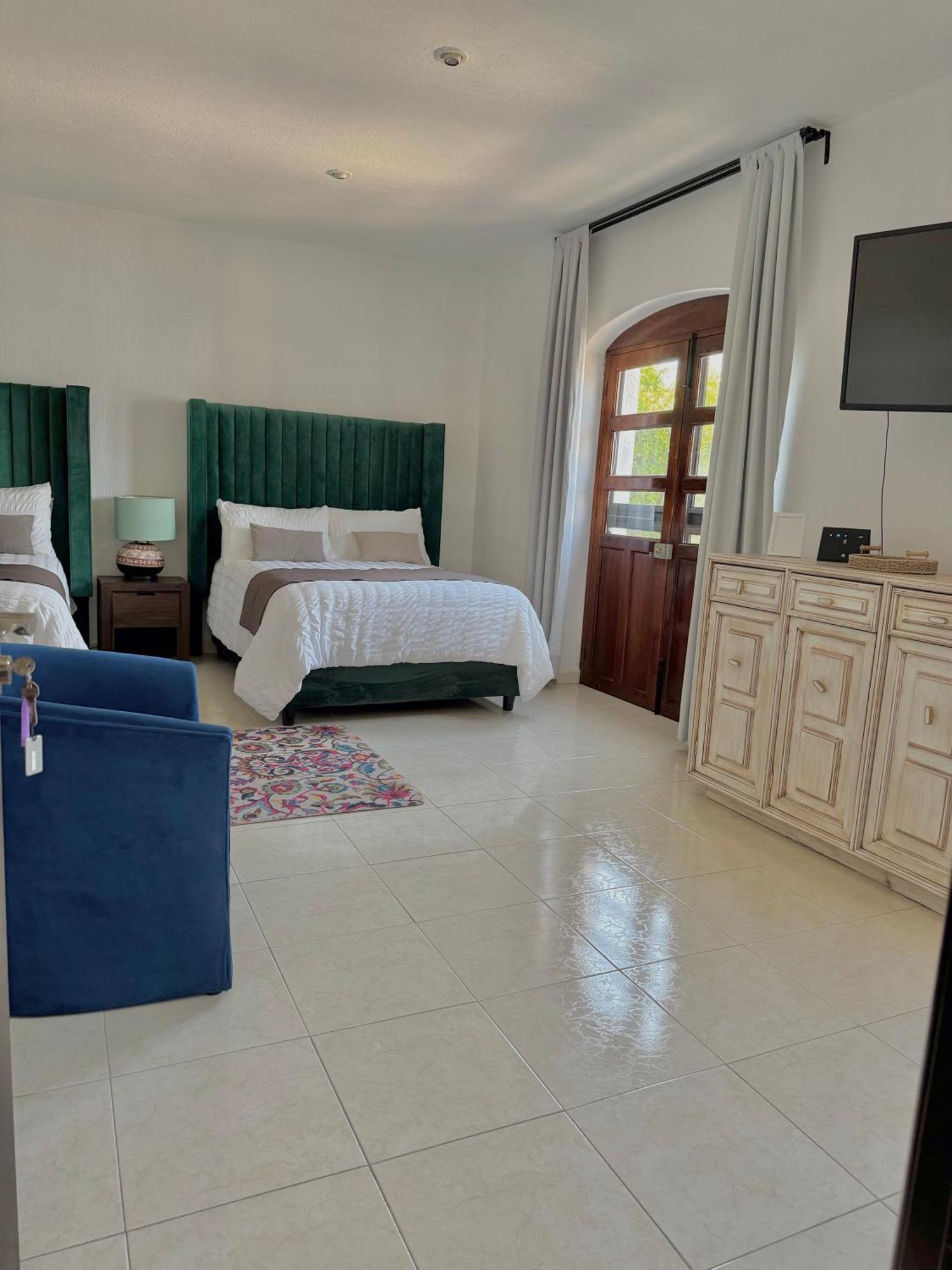 Suite Los Angeles Tecozautla Bagian luar foto